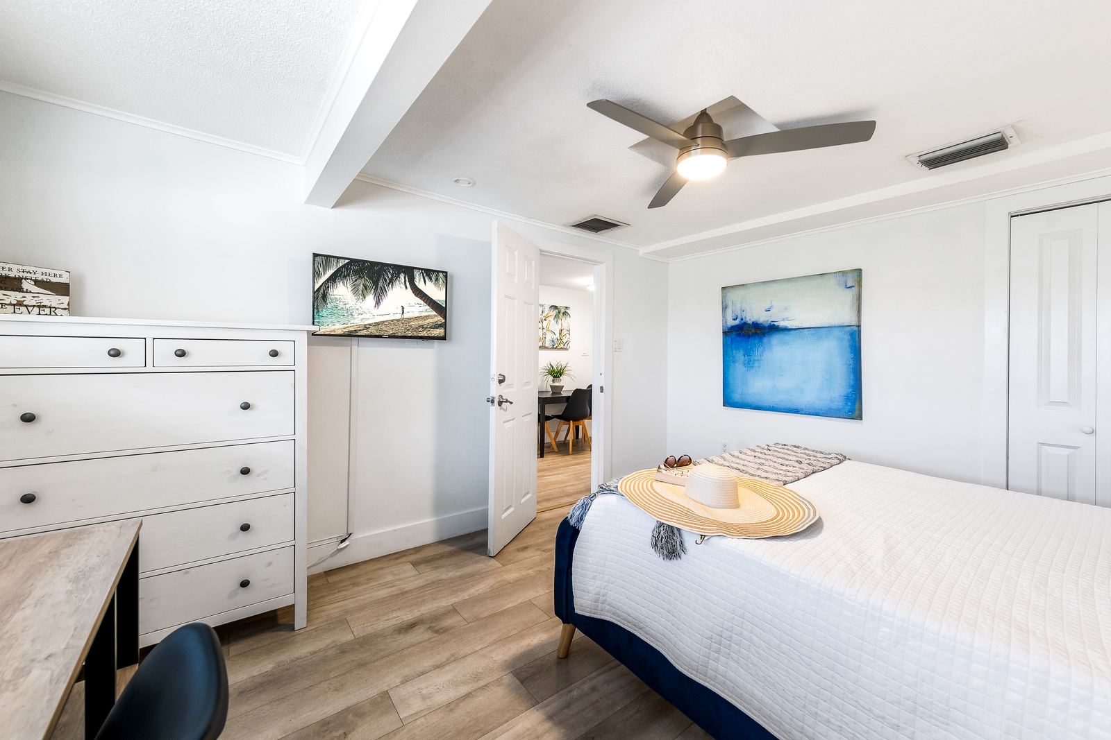 Second bedroom, desk and dresser — Evans Close 1, Palm Bay Getaways, Grand Cayman